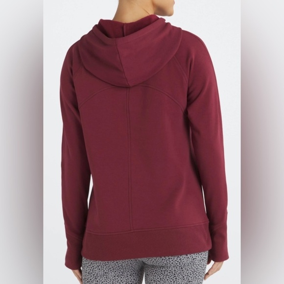NEW - WE WANDER
Daisy Hooded Fleece Pullover Top. Burgundy. XS - Picture 2 of 3